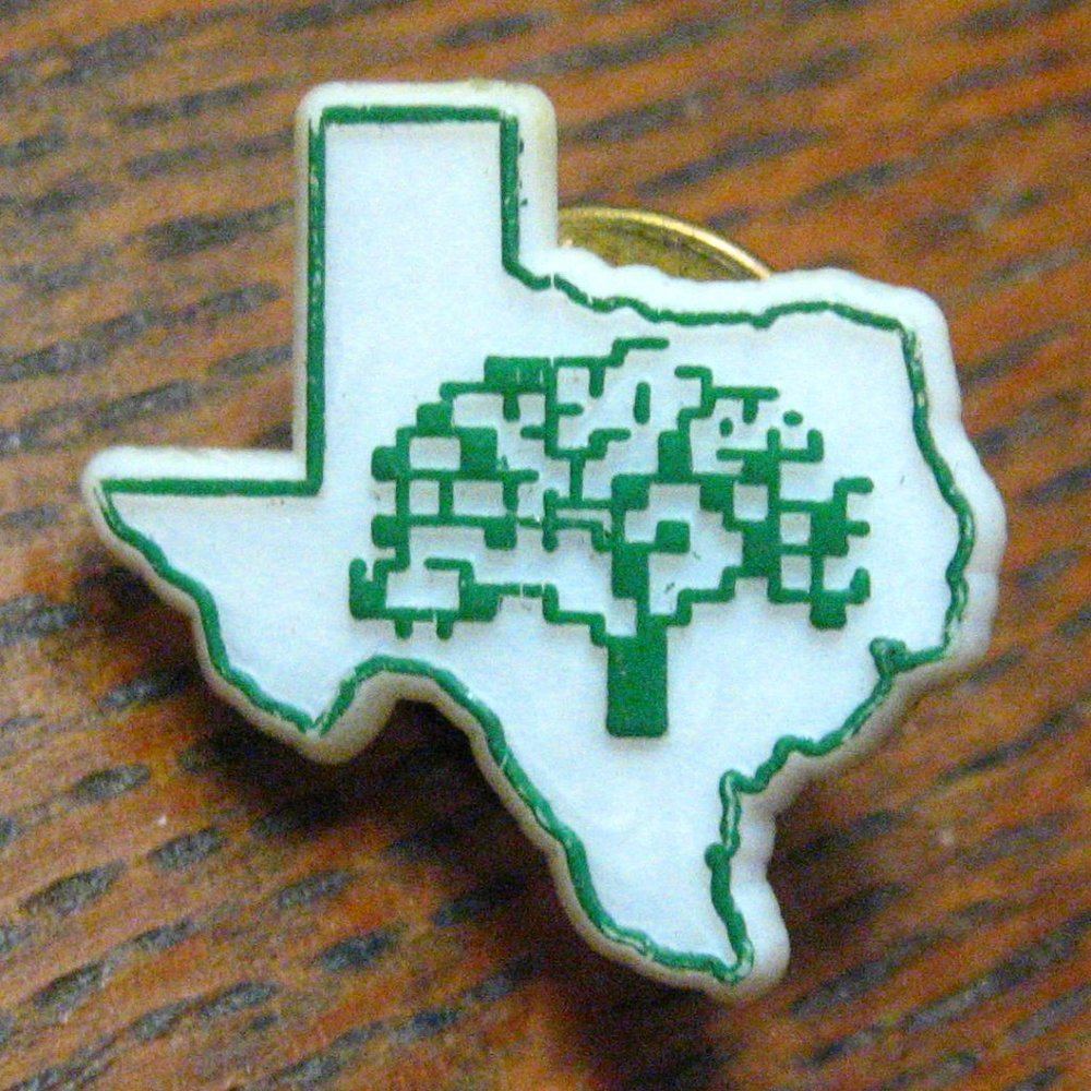 🇨🇱 Texas Pecan Tree Vintage Lapel Pin